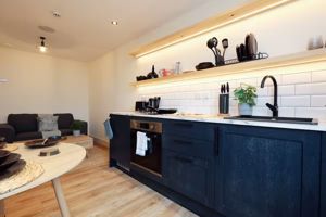 Photo 6- click for photo gallery